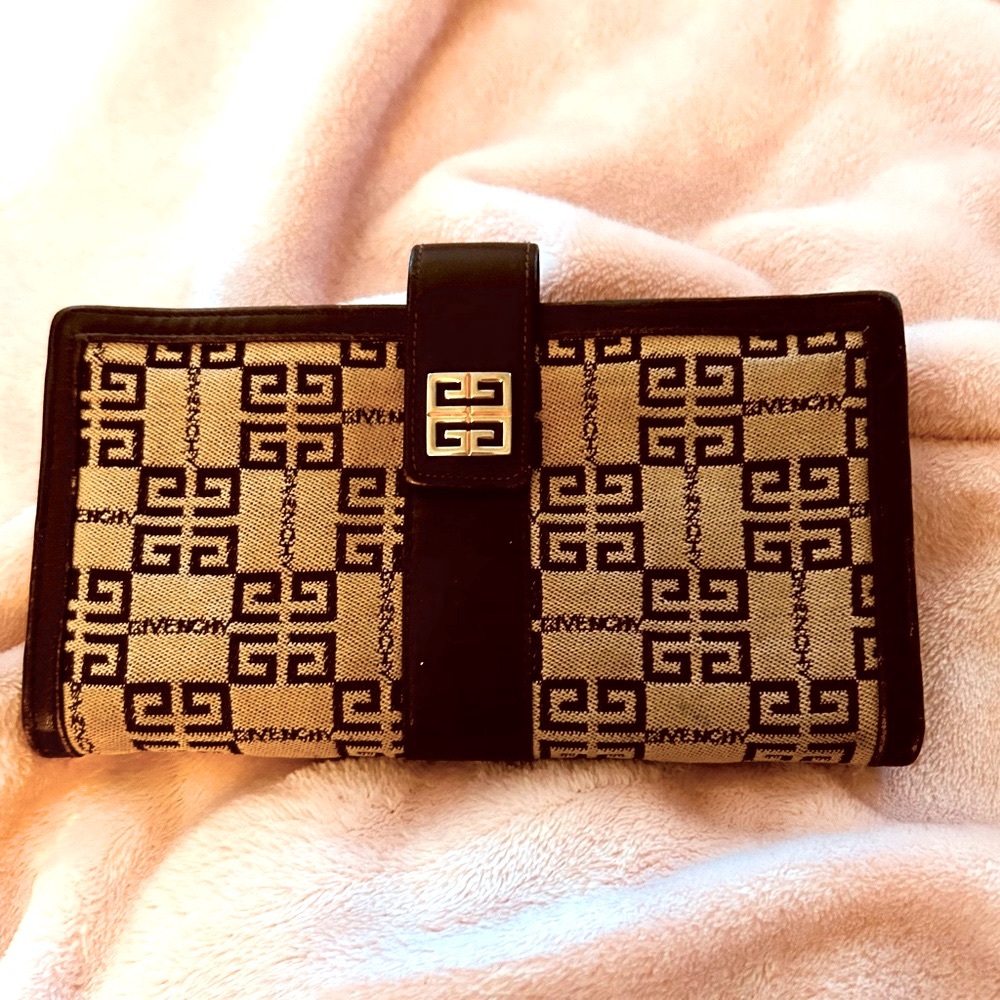 Vintage Givenchy Signature Wallet Made in Spain